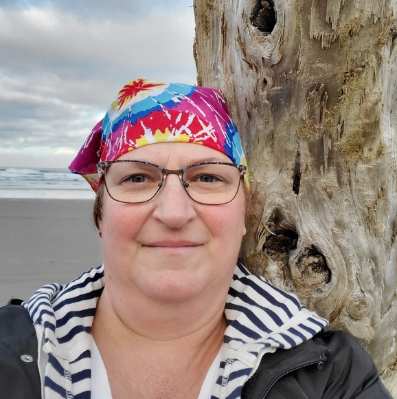 Meet your Posher, Corinna - Picture 3 of 3